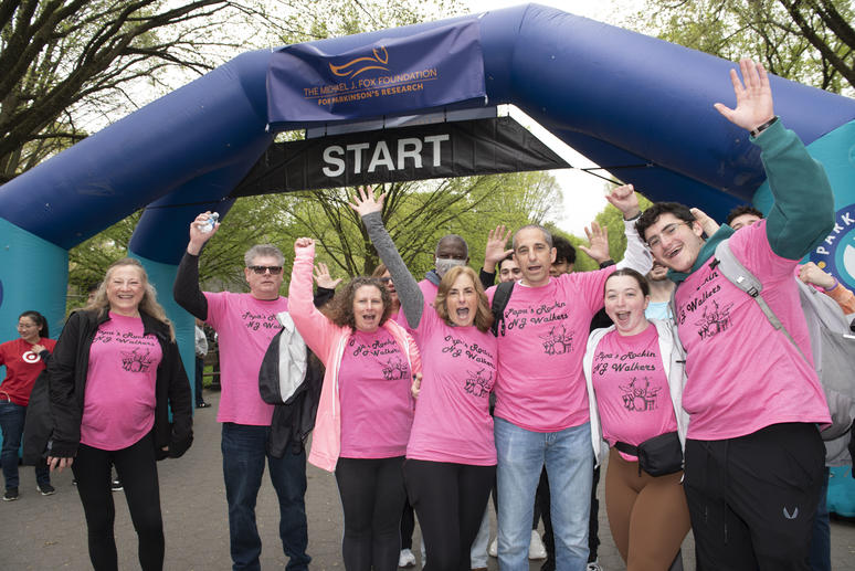 Papa's Rockin NJ Walkers about to start their walk 