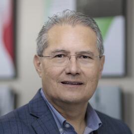 Israel Robledo Headshot