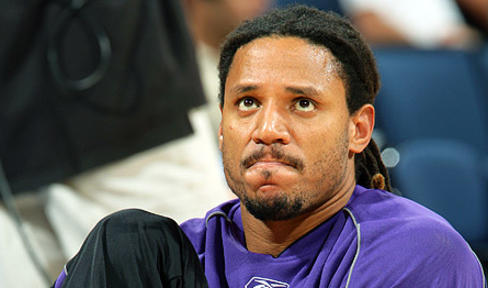 NBA: Ex-NBAer Grant, Actor Fox Join Forces to Battle Parkinson's