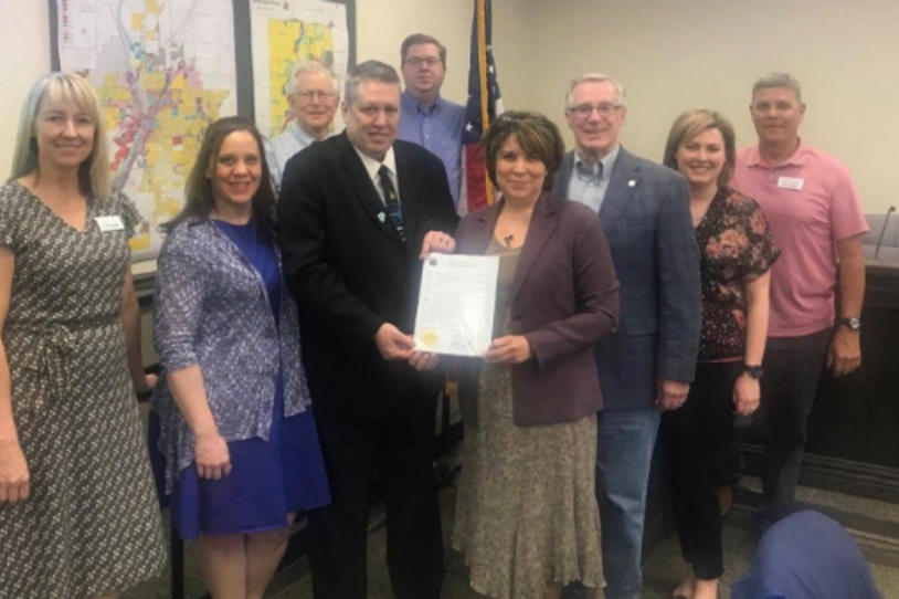 Idaho Advocate Helps Pass Local PD Awareness Proclamation