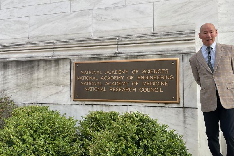 Parkinson's policy advocate and MJFF Patient Council member, Kevin Kwok, in Washington, D.C.